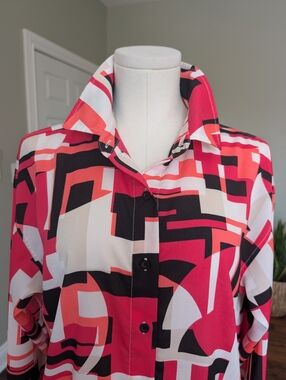 Karl Lagerfeld Women's Blouse Abstract Print Button Up Size M